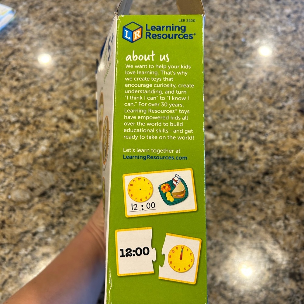 Learning Resources Time activity set - Picture 5 of 13